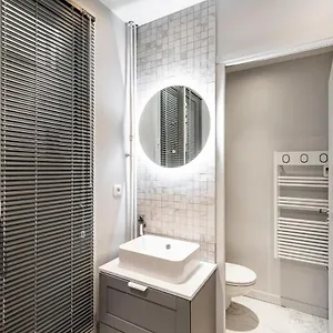 Apartment 127 St Dom - Emplacement Parfait - 7eme, Paris