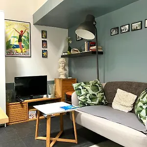  Apartment Charming And Cozy In Old Town Sustainable France